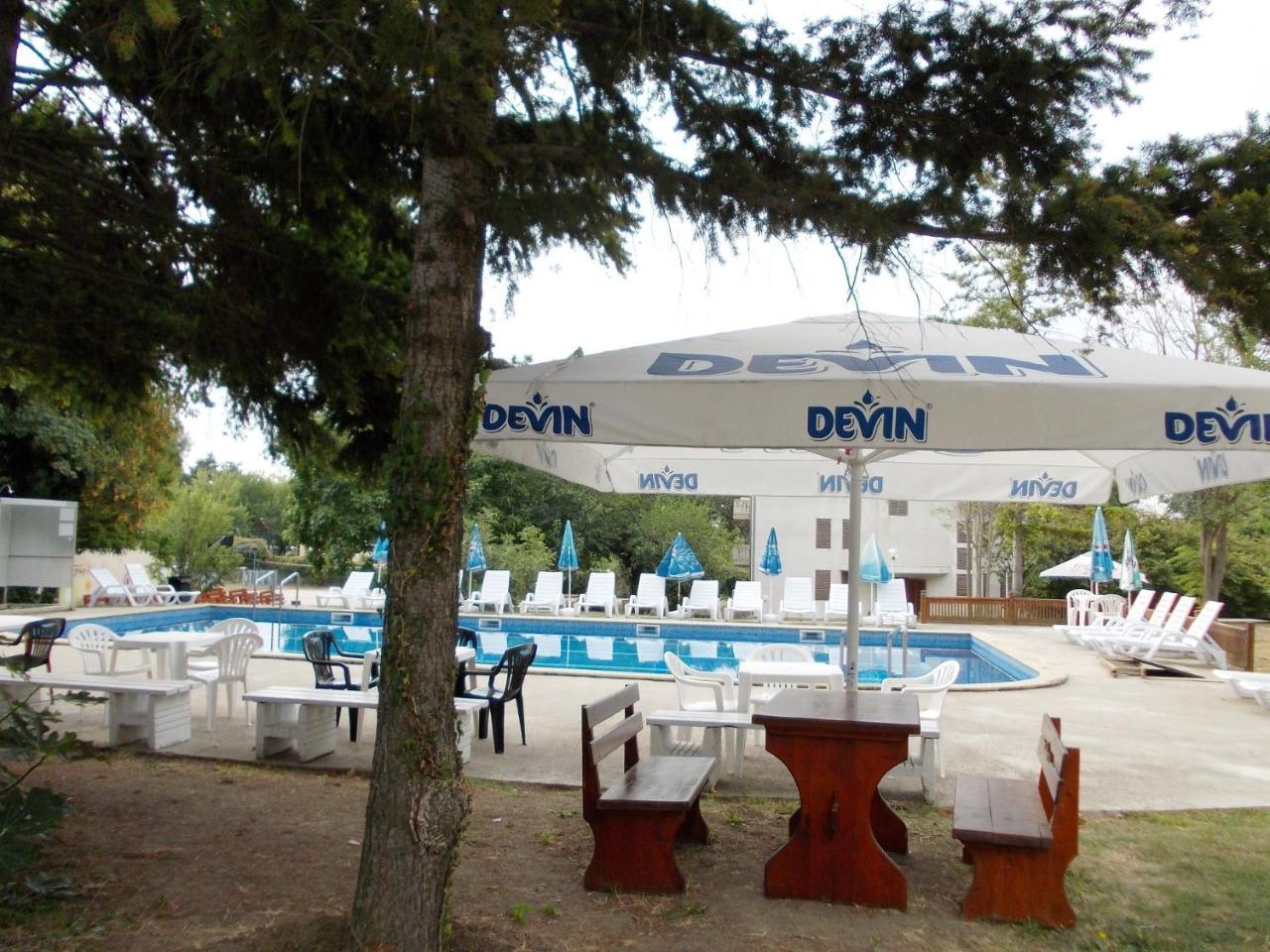 Hotel Briz 3 - Free Parking Varna Dış mekan fotoğraf